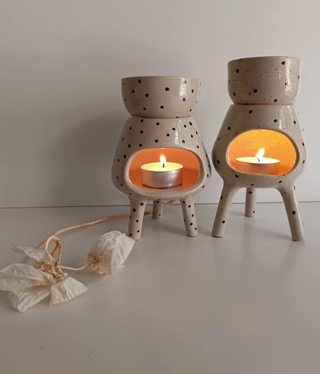 Sweet Polka Dot Stoneware Oil Burner